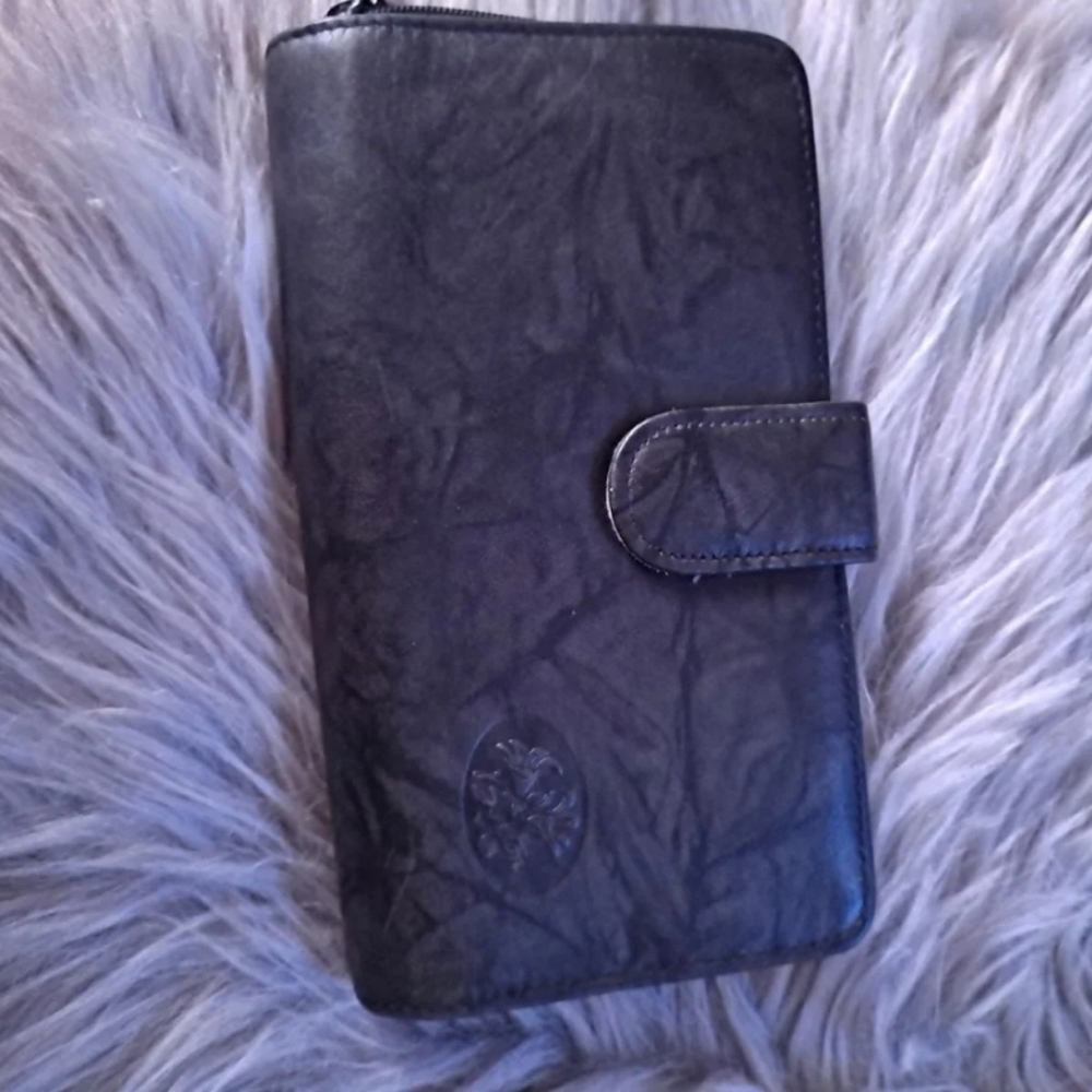 Buxton wallet